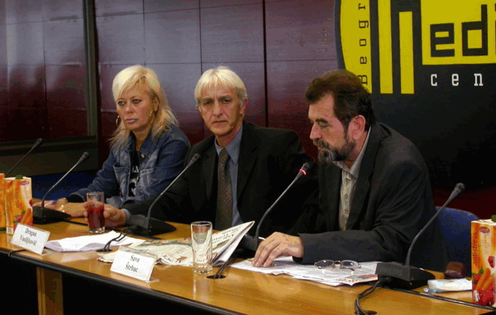 <span style='color:red;'><b>Kapetan Dragan</b></span> odgovorio Panti: Milojko Paveliću, ustaška kockico!